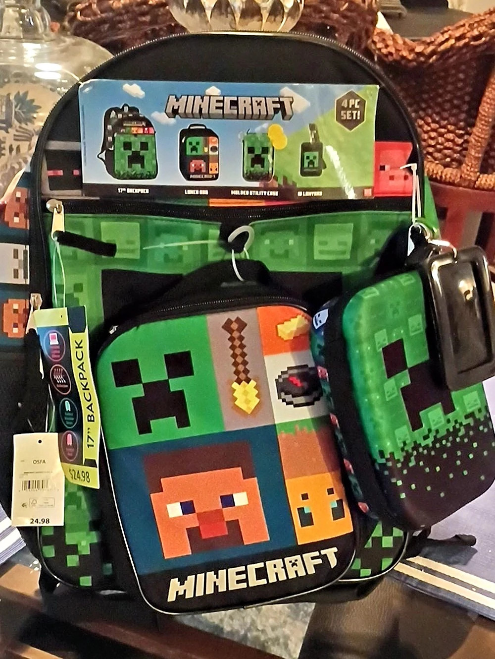 Minecraft 4-Piece 17 Inch Backpack Set Green & Black